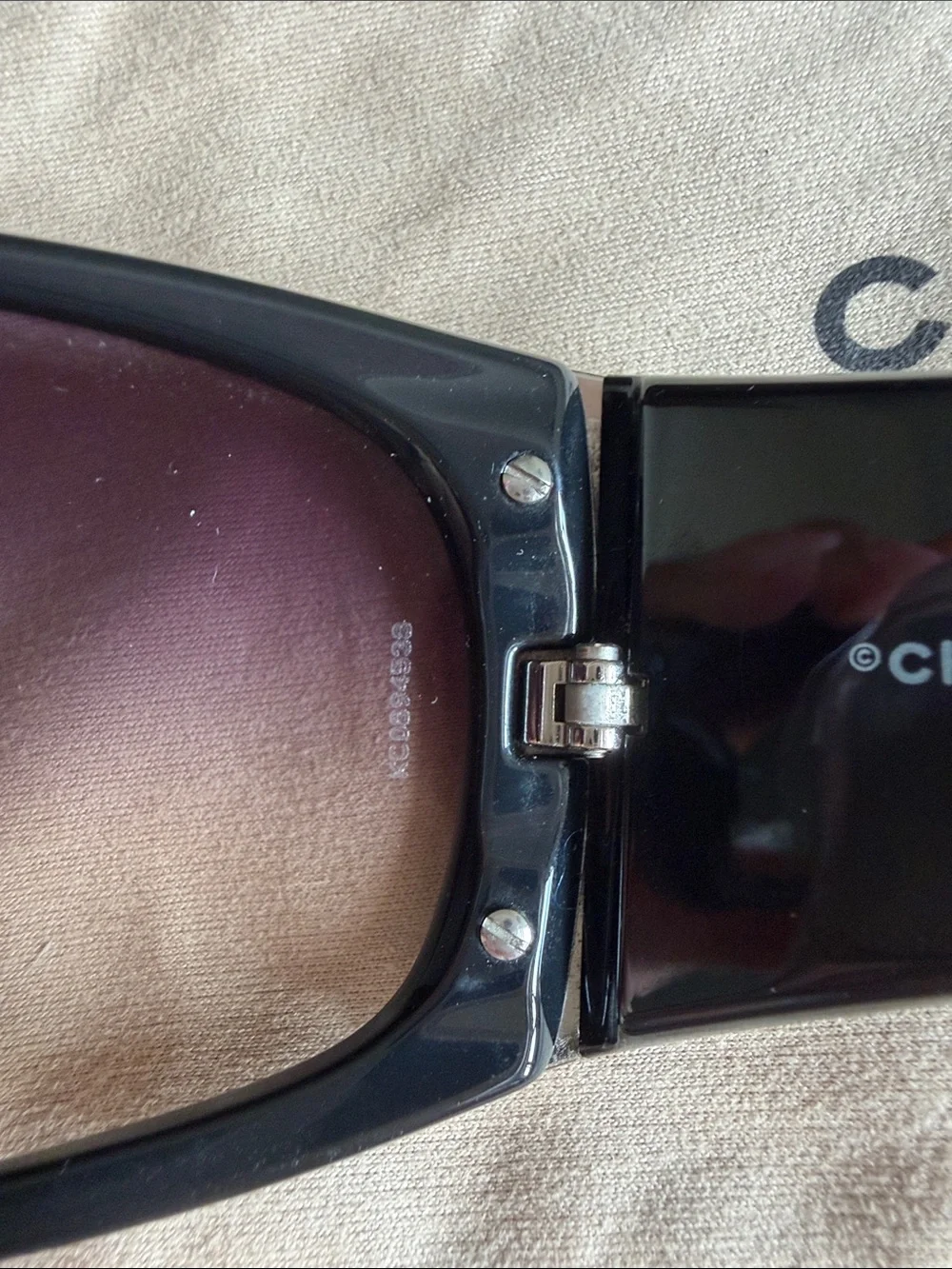 CHANEL authentic 6009